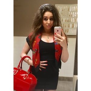 BOMBSHELL Red Patent Leather Bag